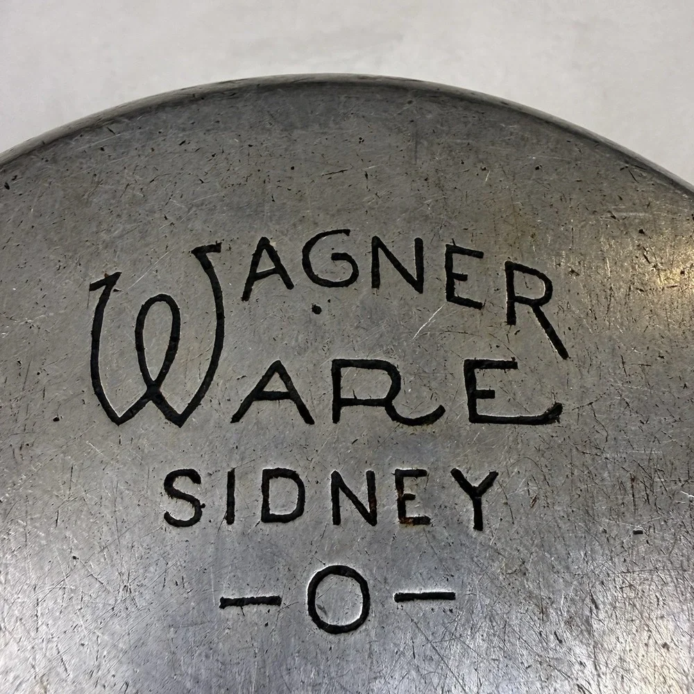 Vintage Wagner Ware Magnalite Sidney 3 QT Sauce Pan Dual Spout 4683-M w/ Lid